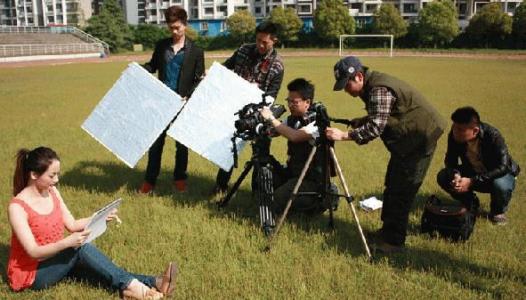 拍摄客户见证视频让顾客秒变你的免费推销员