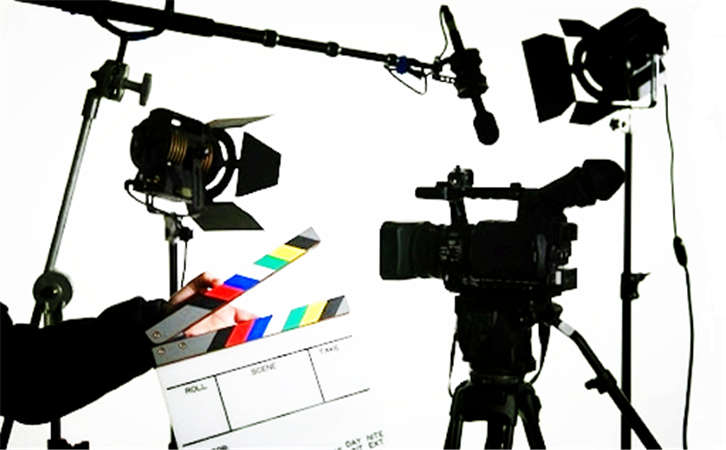 视频制作收费标准，拍摄人员如何分工？